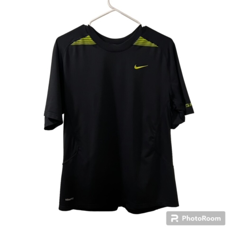 Nike Fit Dry Mens Black Athletic Green Logo Short Sleeve Shirt Activewear Sz Med
